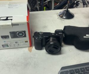 Sony A 6000  | mit Originalverpackung. Alle zubehöre | Zustand: Sehr Gut