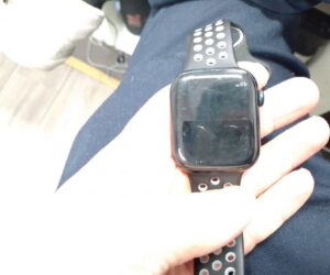apple watch series 9 45mm midnight Aluminium Case (GPS + cellular) | Ist zerkratzt | Zustand: Gut