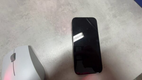 iPhone 15 128GB | Zerkratzt . | SimLock: Frei | Zustand: Gut | Farbe: schwarz | Akku: 92% – Bild 5