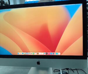 iMac 2017 | iMac Retina 5K | 27-inch | 2017
Prozessor 3 |4GH Quad-Core i5
Grafik Radeon pro 570 4GB 
Speicher 32GB DDR4 
1TB Festplatte. | Zustand: Sehr Gut