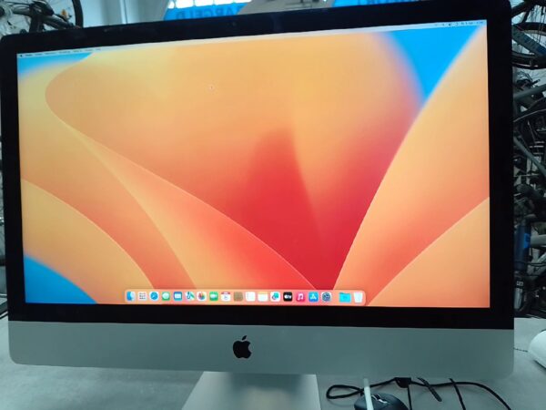 iMac 2017 | iMac Retina 5K | 27-inch | 2017
Prozessor 3 |4GH Quad-Core i5
Grafik Radeon pro 570 4GB 
Speicher 32GB DDR4 
1TB Festplatte. | Zustand: Sehr Gut