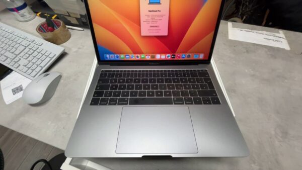 Macbook Pro (13-inch, 2017   | i5 | 8GB RAM | 128GB HDD  | Zyklen :76
mit Originalverpackung | Zustand: Sehr Gut – Bild 2