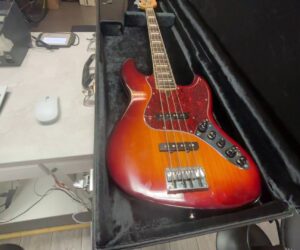 Marcus Miller V7 | koffer | Zustand: Sehr Gut