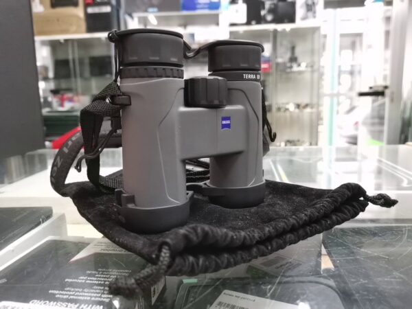 Zeiss Terra Ed 8x32 Fernglas  | mit Tasche  | Zustand: Wie Neu – Bild 3