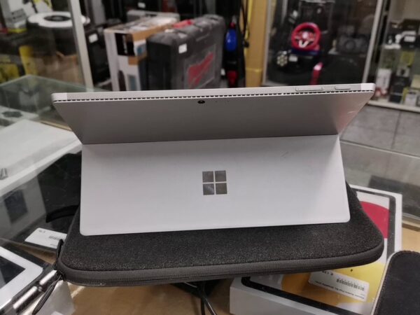 Microsoft Surface M3-6y30  | 4 00 GB Ram 128 GB SSD Windows 10 Mit Ladegerät Ohne Keybord mit Stift | Zustand: Sehr Gut – Bild 2