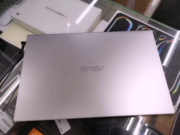 Asus VivoBook  Core I3-1005G1  | 8.00 GB Ram 512 GB SSD Windows 11 Home  | Zustand: Gut – Bild 2