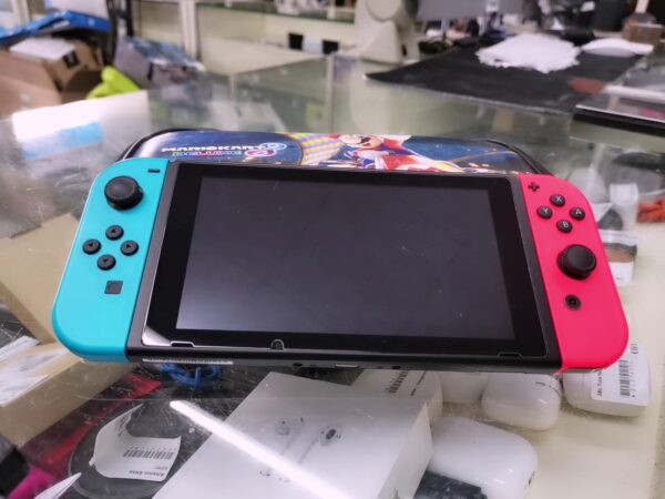 Nintendo Switch | Ohne  Lade   | Zustand: Gut | Farbe: schwarz – Bild 2