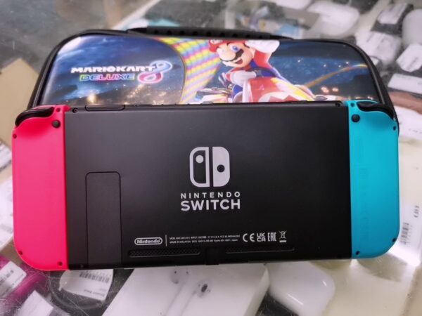Nintendo Switch | Ohne  Lade   | Zustand: Gut | Farbe: schwarz – Bild 4