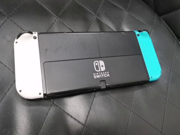 Nintendo Switch OLED | ohne lade | Zustand: In Ordnung – Bild 3