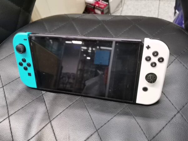 Nintendo Switch OLED | ohne lade | Zustand: In Ordnung – Bild 4
