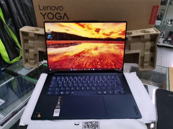 Lenovo Yoga Slim 7 14q8x9, Cosmic Blue, Snapdragon X Elite X1e-78-100 | 16GB RAM | 1TB SSD | DE Windows 11 Home  | Zustand: Wie Neu – Bild 5