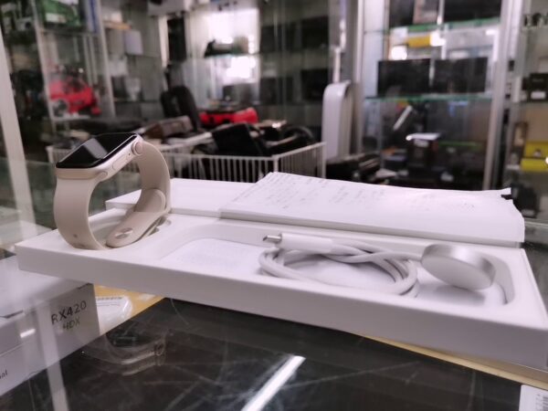 Apple Watch Series 9 (GPS + Cellular) 41mm Aluminium Polarstern mit Sportarmband S/M Polarstern | mit Originalverpackung | mit org. Rechnung vom 25.07.2024 | Zustand: Wie Neu – Bild 3