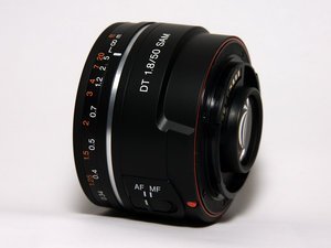 Sony 50mm 1.8 DT SAM  Objektiv (SAL-50F18) | Zustand: Gut