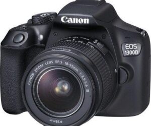 Canon EOS 1300D schwarz mit Objektiv EF-S 18-55mm 3.5-5.6 III | Zustand: Sehr Gut