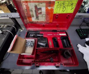 Hilti dx 450 Bolzensetzgerät | Rot Koffer mit Zubehör | Zustand: Gut