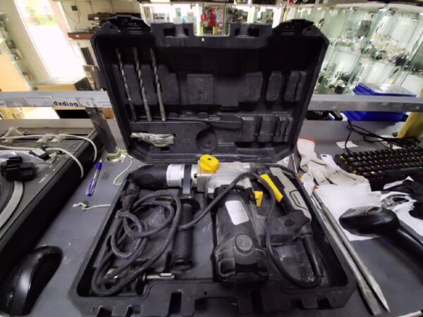 CMI 900 W Bohrhammer | Koffer SCHWARZ | Zustand: Sehr Gut – Bild 2