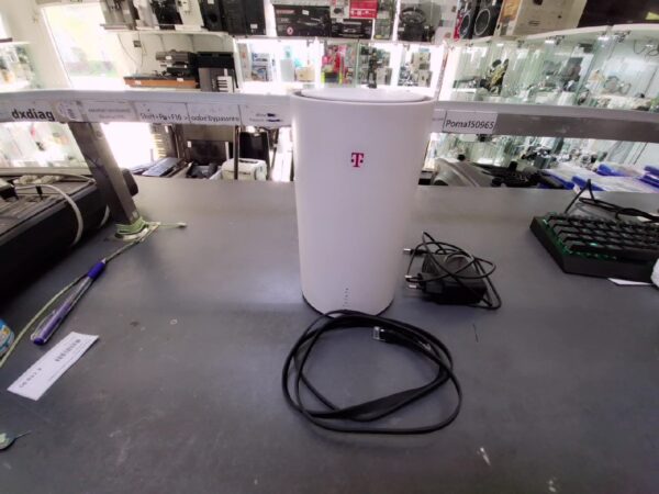 Meganta Internet 5G Box AX5400 Xiaomi | mit Ladegerät | Zustand: Sehr Gut – Bild 2