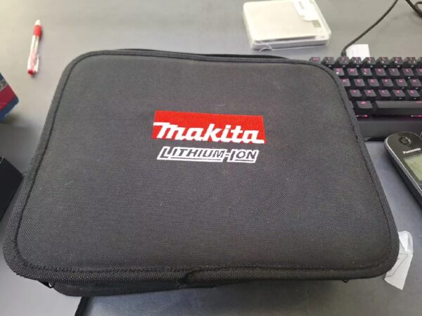 Makita Hp331d 12v | mit  Tasche+Akku+Ladegerät | Zustand: Gut – Bild 3