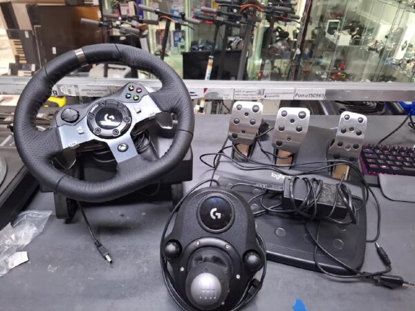 Logitech G920 Driving Force | Lenkrad + Pedale+Shifter PC PS Xbox | mit Ladegerät  | Zustand: Wie Neu | Farbe: schwarz – Bild 2