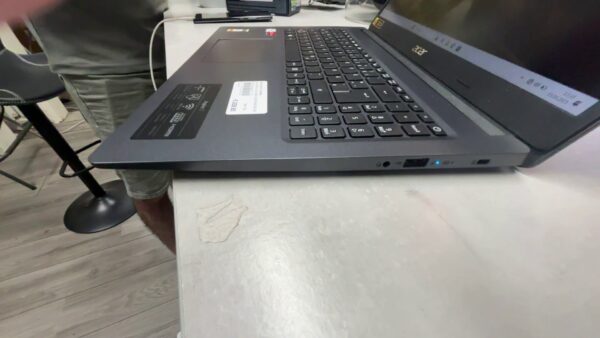 Acer Aspire 3  | Amd Athlon Silver 3050U |  8GB RAM | 256 GB SSD |  Windows 11. Ladegerät  | Zustand: Sehr Gut – Bild 3