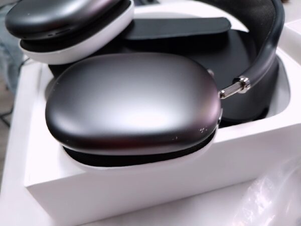 Apple Airpod Max | mit Originalverpackung  | Zerkratzt  | Zustand: Gut – Bild 2