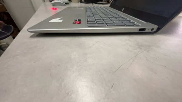 HP 15-fc0906ng |  Natural Silver | Ryzen 7 7730U | 16GB RAM | 1TB SSD.Windows 10. Ladegerät  | Zustand: Sehr Gut – Bild 3