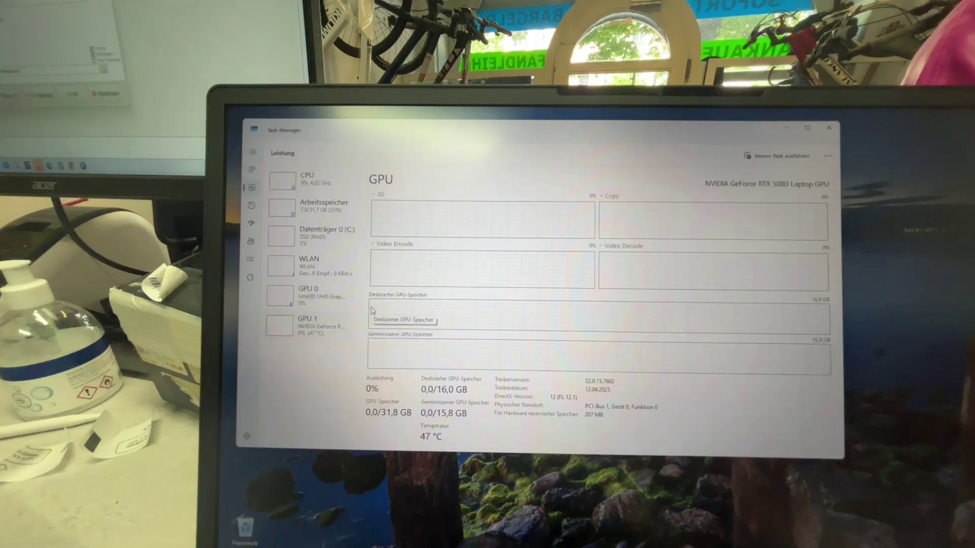 Dell Alienware X17 R2 Model: P48e 165hz | I9-11980HK | 32GB RAM | 1TB SSD | Rtx 3080 16GB | Zustand: Sehr Gut – Bild 3