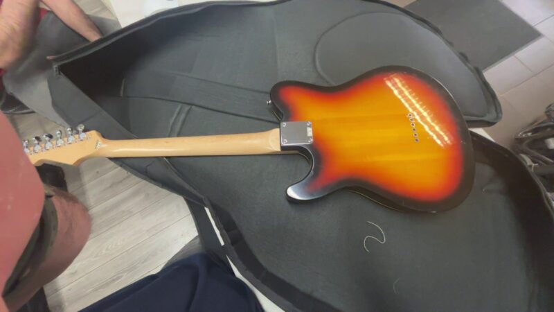 Peavey Exp Gitare | Tasche. Eine Seite Fehlen | Zustand: Gut – Bild 4