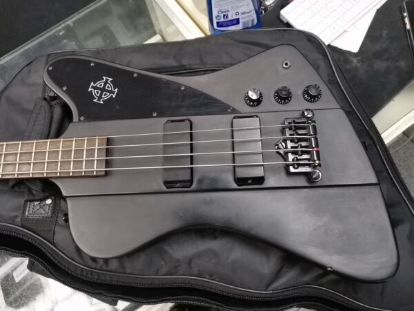 Epiphone Gothic Thunderbird IV Bassgitarre USA  | Schwarze Tasche  | Zustand: In Ordnung – Bild 4