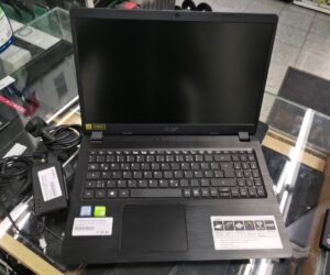 Acer Intel Core i7-8565U 1 80 GHz | 8 00 GB Ram 1 TB HDD 128 GB SSD Windows 10 | Zustand: Gut
