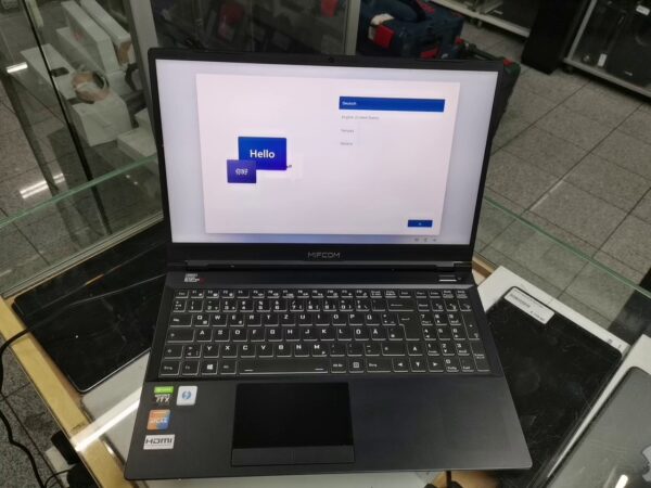 Mifcom S-Series Core i7-10870H  | 16GB Ram DDR4  | 1TB SSD  | Nvidia Geforce RTX 3070 8GB  | Garantie 16.06.2023 | Zustand: Sehr Gut