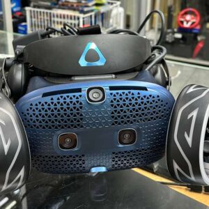Htc Vive Pro +2 Controller |   | Zustand: Sehr Gut | Farbe: blau