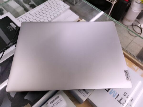 Lenovo AMD Athlon Silver 3050U  | 8.GB RAM 256 GB SSD Windows 11 mit Ladegerät  | Zustand: Sehr Gut – Bild 2