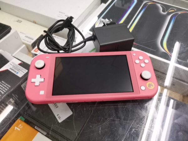 Nintendo Switch Lite | mit lade  | Zustand: Sehr Gut | Farbe: rosa – Bild 2