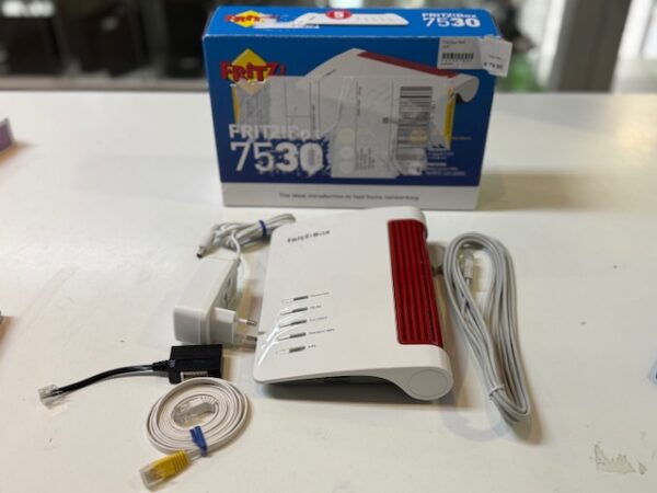 AVM FRITZ!Box 7530 | MESH WLAN-Router  | Verpackung ist leicht beschädigt | Zustand: Wie Neu – Bild 2