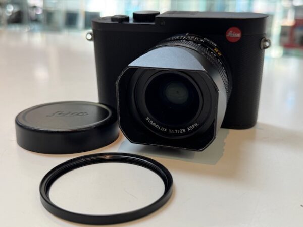 Leica Q Typ 116 Digitalkamera  | Mit Ladegerät | Zustand: Gut – Bild 6