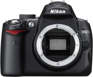 Nikon D5000 12.3MP Digitalkamera | (Nur Gehäuse) | Zustand: Gut