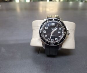 Longines Hydro Conquest L.3.688.4 Uhr | Batterie Leer | Armband kurz | Gebrauchsspuren | Zustand: Gut