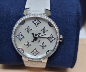 Louis Vuitton Tambour Slim Diamant-Lünette | mit Originalverpackung | Armbanduhr Weiß | Rechnung(8950¬ ) | das Zifferblatt hat leichte Risse | Zustand: Sehr Gut