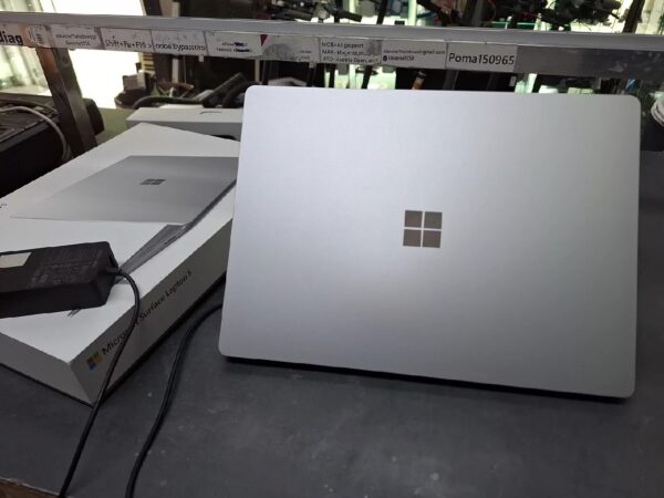 Microsoft Surface Laptop 5 13.5 Zoll, Touch, DE | mit Originalverpackung |i5-1235U | 8GB RAM 256GB SSD | mit org. Rechnung Media Markt vom 08.07.2024( 2 Jahre Garantie) | Zustand: Sehr Gut – Bild 3