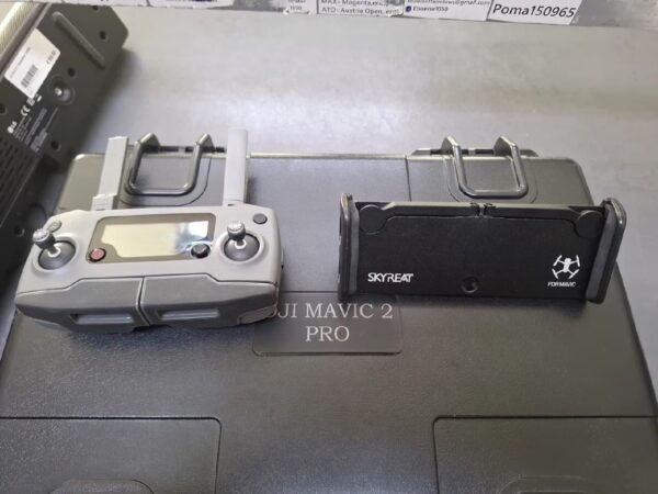 DJI Mavic 2 Pro mit Fly More Combo | Koffer | mit 3 Akkus  |mit Ladegerät | Controller ohne Ladekabel | Zustand: Sehr Gut – Bild 3