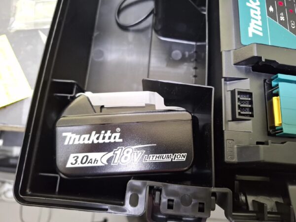 Makita DDF482RFEB Black Edition | Koffer schwarz | mit Ladegerät und 2 Akkus 3 Ah  | Zustand: Sehr Gut – Bild 5