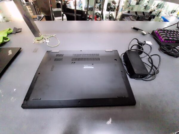 Lenovo ThinkPad Yoga X390 I5-8265, DE | 13 |3 Zoll Touch Display |16 | 256Gb SSD | Win 11 Home | mit Ladegerät 65W | Zustand: Gut – Bild 5