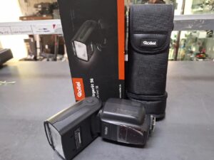 Rollei Blitzgerät 56 Flash Unit 56 | mit Originalverpackung | für Canon und Nikon | Zustand: Sehr Gut