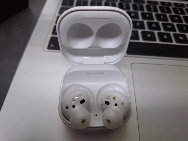 Samsung Galaxy Buds2 White | mit Originalverpackung | Zustand: Sehr Gut – Bild 4