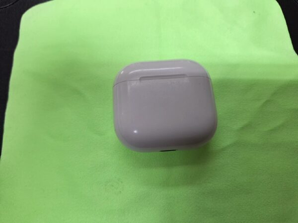 Apple AirPods 4 | Zustand: Gut – Bild 2