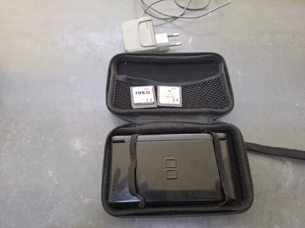 Nintendo DS Lite mit Stift | mit Adapter+ 2 Spiele als Geschenk  | Zustand: Gut | Farbe: schwarz – Bild 3