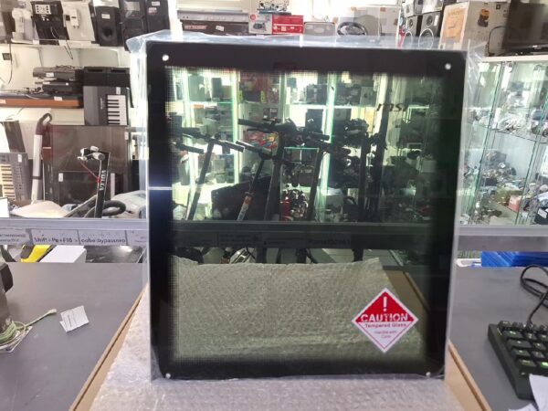 Tempered Glass Msi 38x42 cm  Für Pc | mit Originalverpackung | Seitenfenster 38x42 cm  für PC | Zustand: Neu