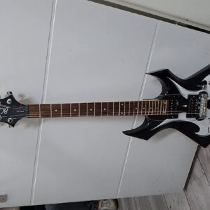 BC Rich Warlock - Bronze Serie schwarz | E-Gitarre | Zerkratzt  | Bruch 
Bitte sieh  Fotos ! | Zustand: In Ordnung