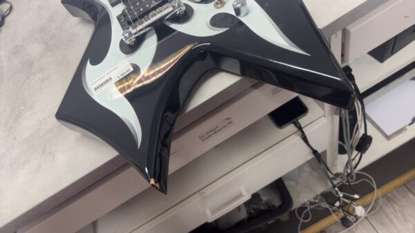 BC Rich Warlock - Bronze Serie schwarz | E-Gitarre | Zerkratzt  | Bruch 
Bitte sieh  Fotos ! | Zustand: In Ordnung – Bild 5